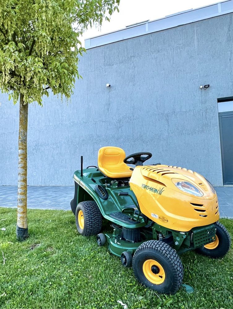 Tractoras de tuns iarba Yardman american Funyirotraktor