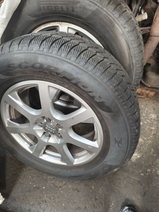 Rotii Audi Q5 cu cauciucur 235 /65 17i