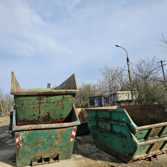 Inchiriere container moloz