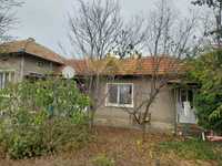 Къща в Варна, област-с.Житница площ 310 цена 32000