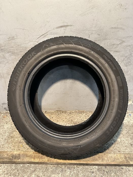 Гуми 225/55/16 HANKOOK Winter Icept Evo