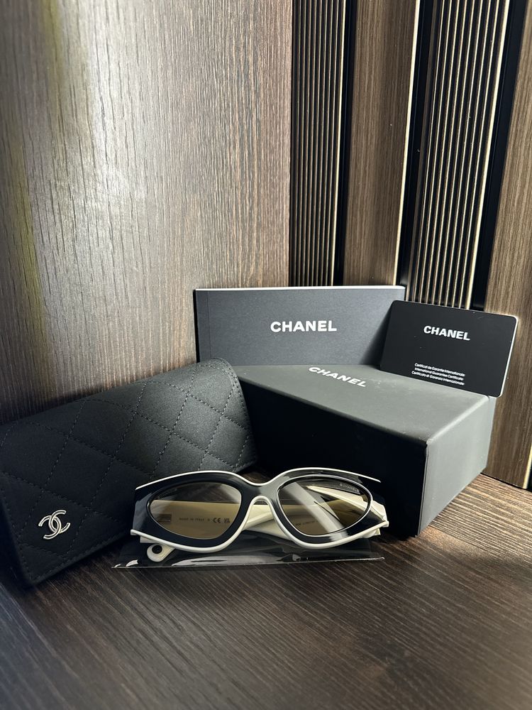 Слънчеви очила Chanel