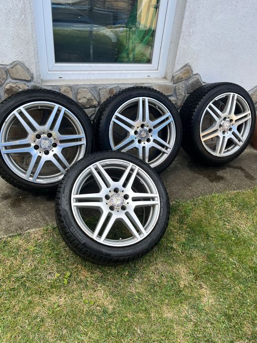 Гуми с джанти (amg)