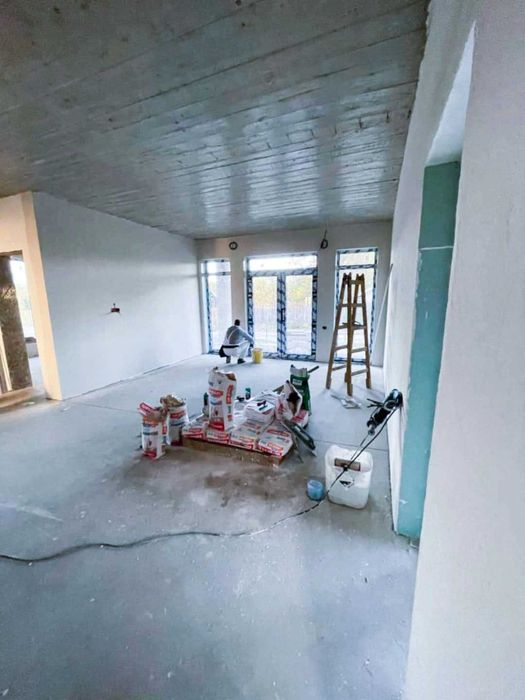 Finisaje Interioare / Exterioare