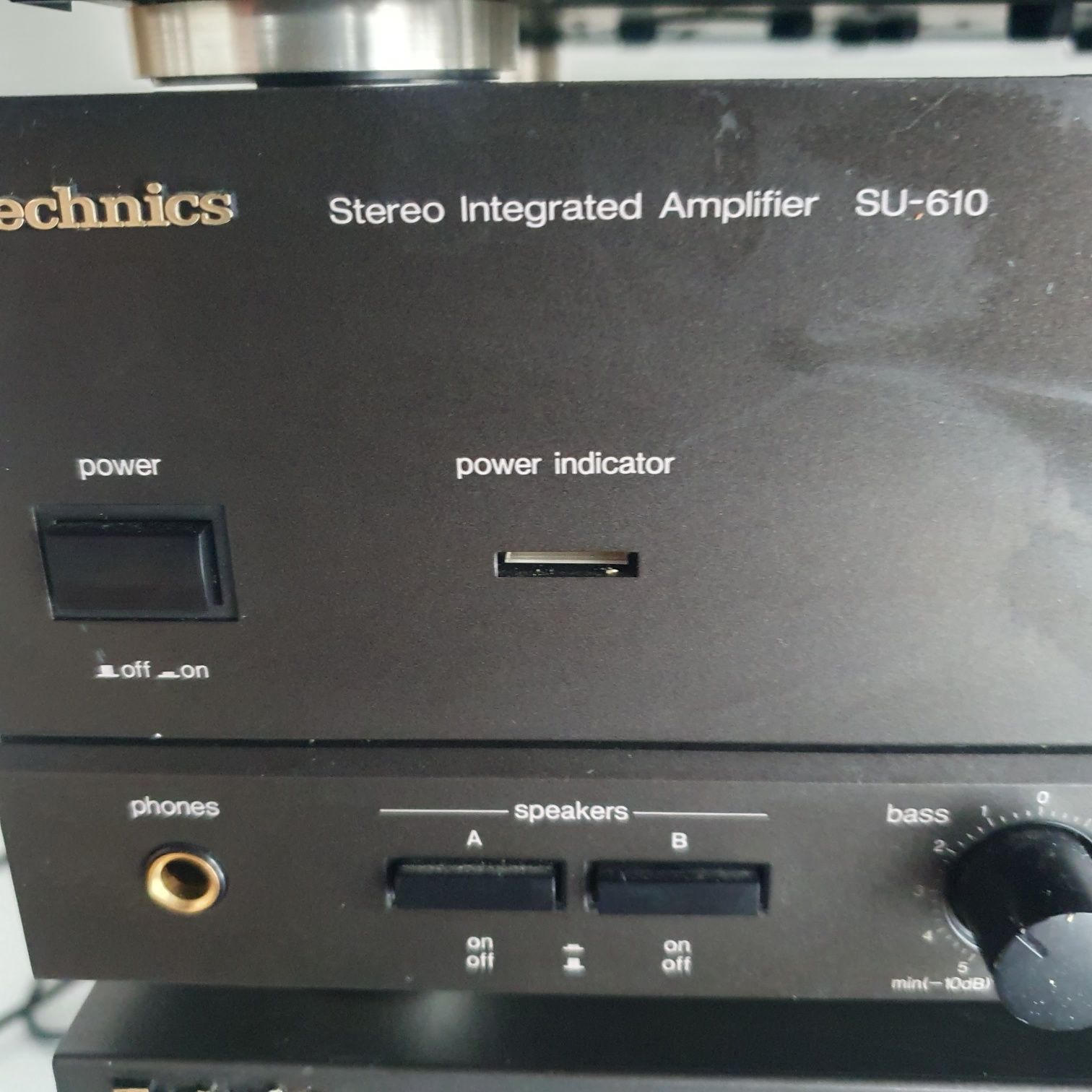 Vand amplificatoare technics varf de gamă