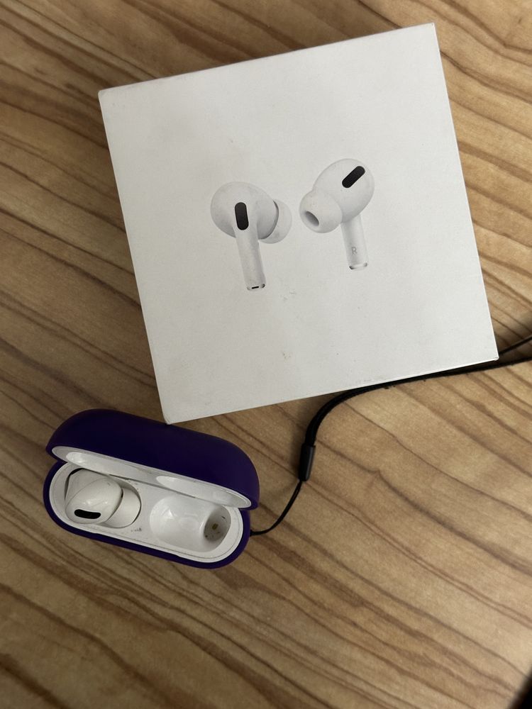 Apple AirPods Pro 2 (кейс,футляр)