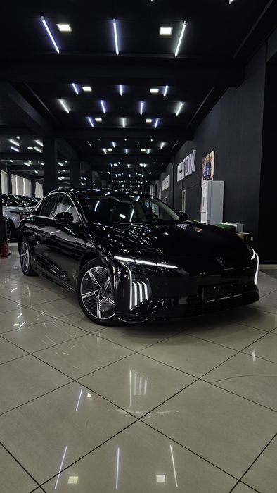 FORTHING S7 REEV

> Yili : 2025
> Elektroquvvatda : 235 km 
> Batareya