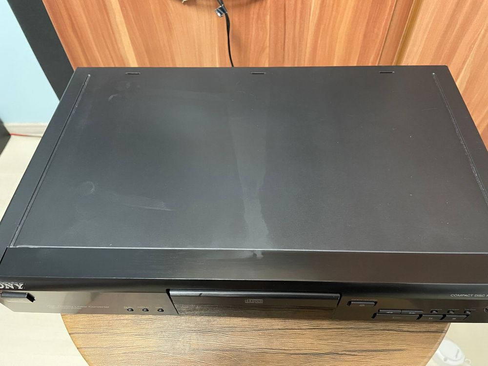 Sony CDP-XE200 Compact Disc Player