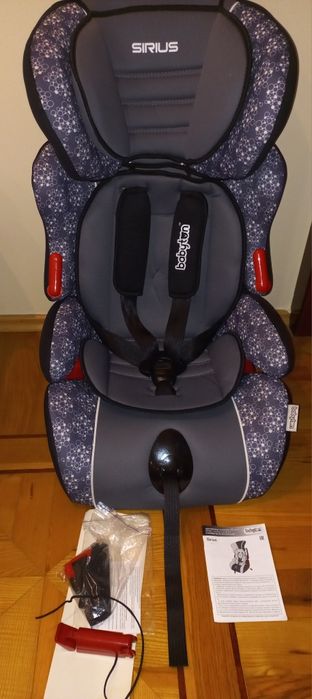 Продам детские автокресло от 9 кг до 36кг