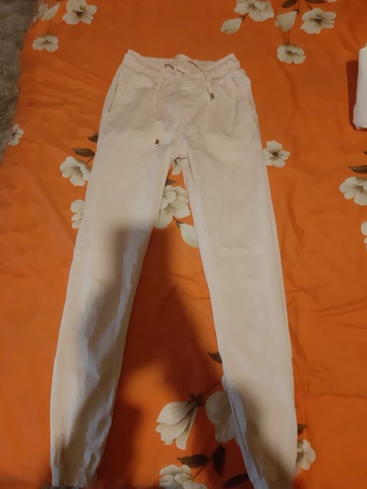 Blugi dama mai multe modele