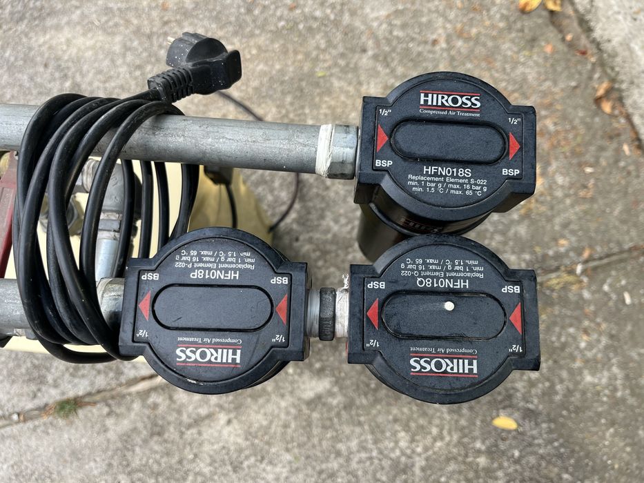 Винтов компресор Ingersoll Rand 7.5kw и сушител 1200lt/min