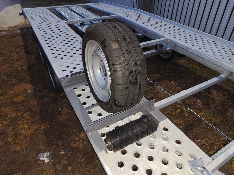 Carucior tractari roti blocate mașini avariate