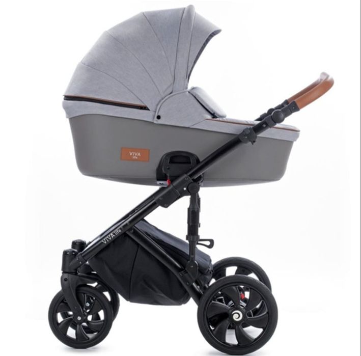 Продам детскую коляску