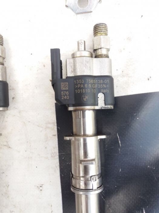 Injector injectoare rampa injectie bmw 335i n54 306 cp