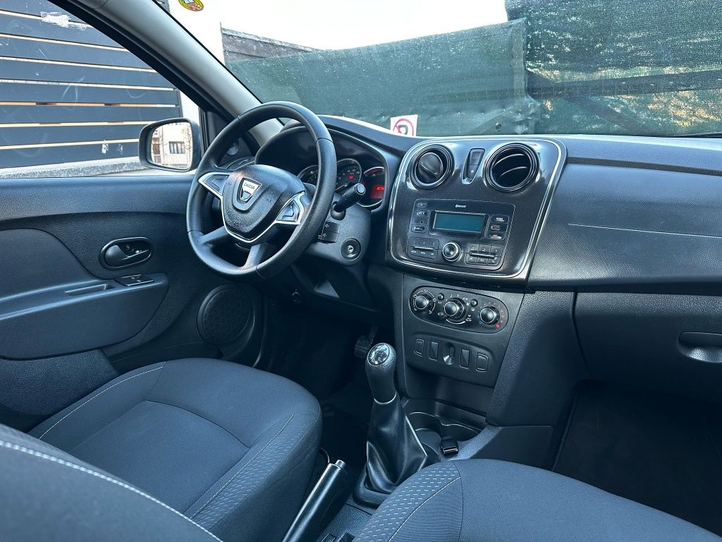 Vând Dacia Logan an 2018 motor 1.0 benzina