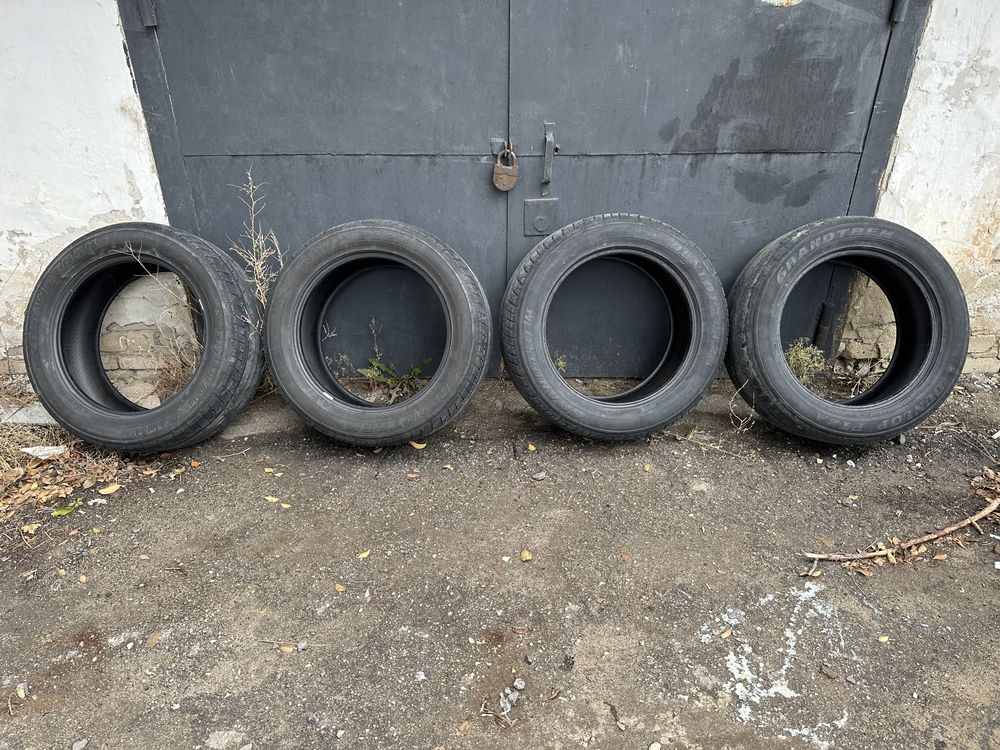 Резина Dunlop 285/50 R20