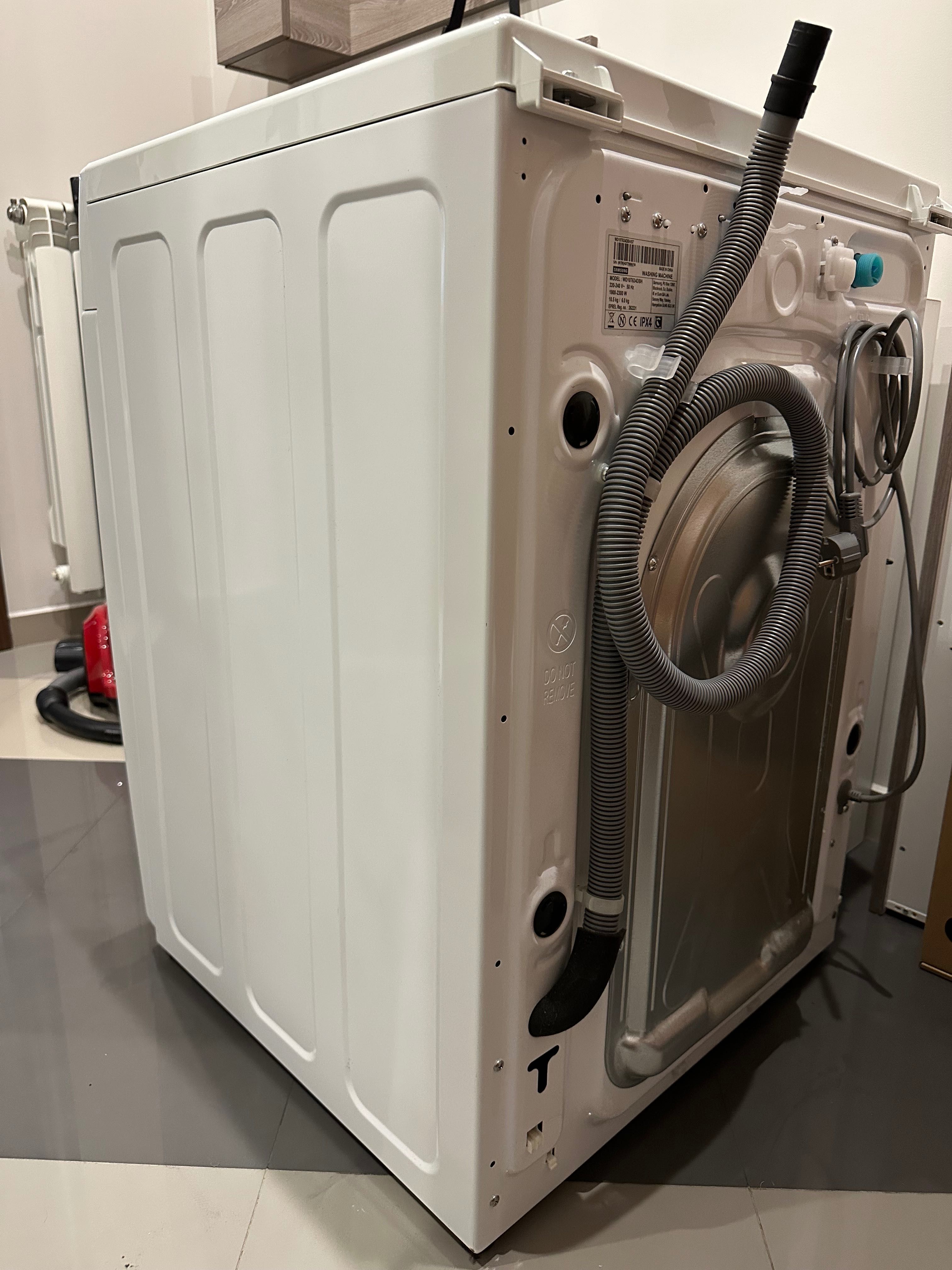 Комбиниран уред пералня и сушилня Samsung WD10T634DBH