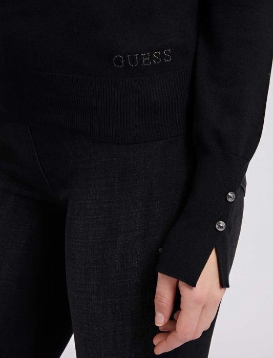 Пуловер Guess-50 лв.