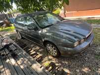 Jaguar X-Type