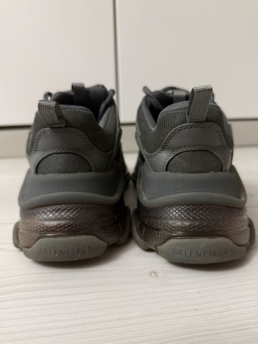 Balenciaga triple s