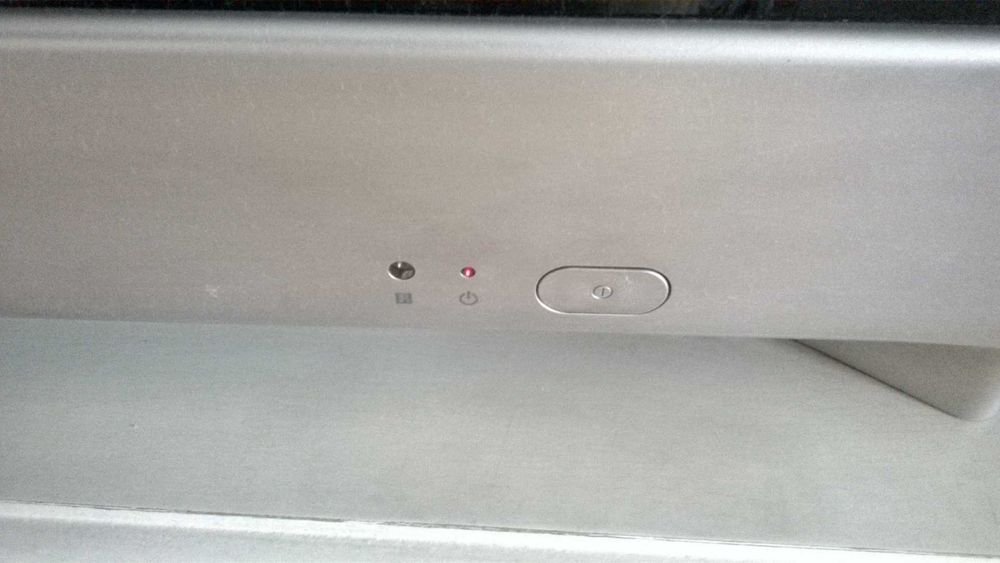 Monitor cu tuner Sony