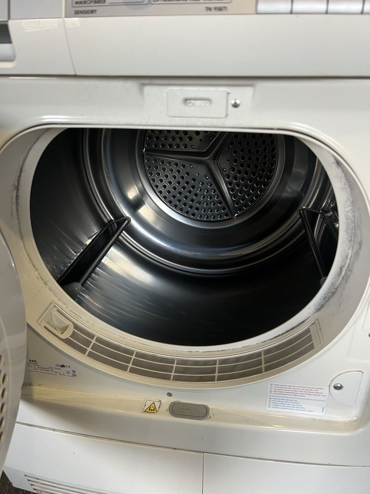 Сушилня AEG/7kg..