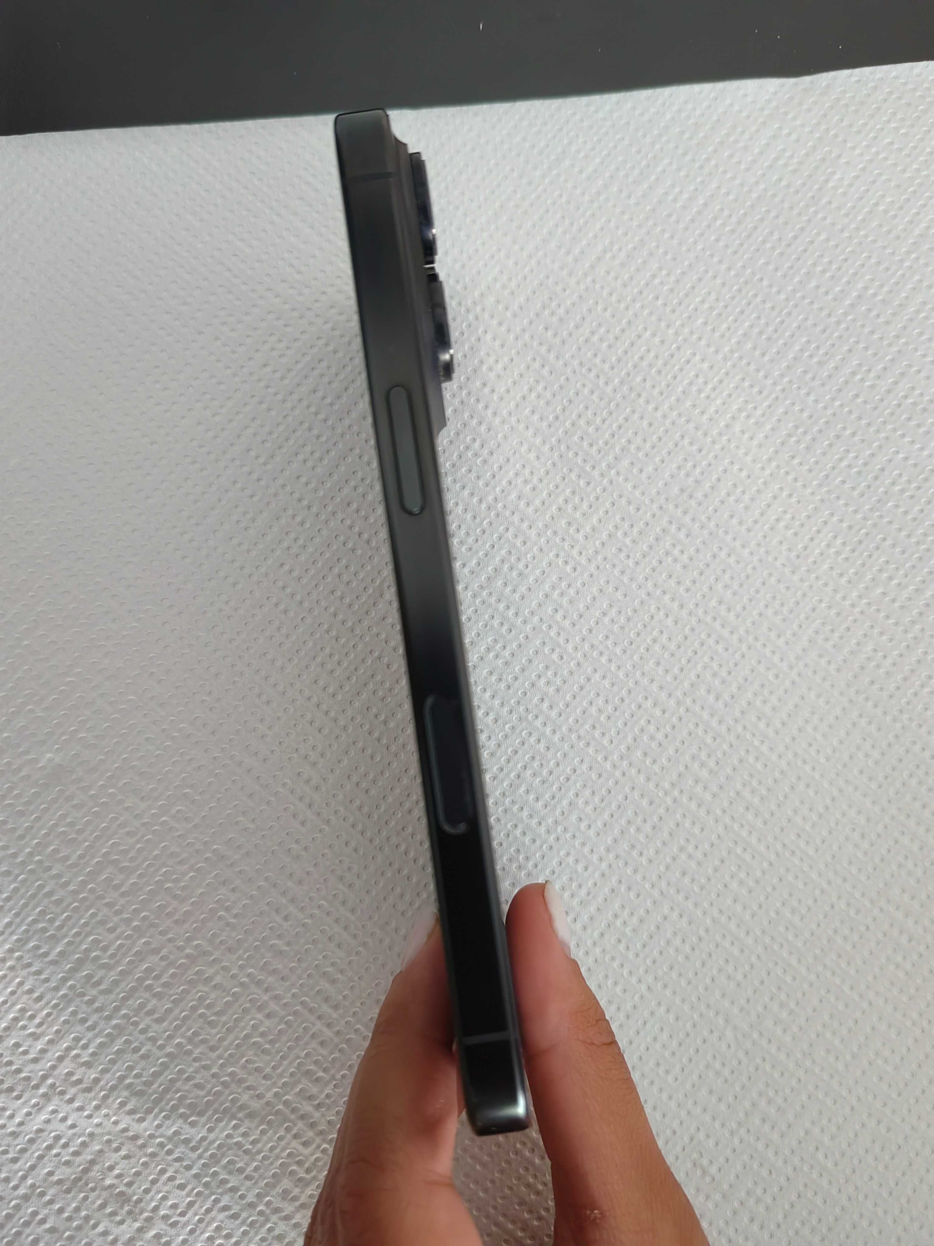 iphone 16 pro 256 aproape nou