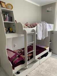 Двухъярусная кровать со шкафчиками