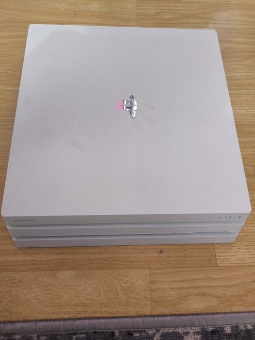 Playstation 4 Pro 1Tb SSD