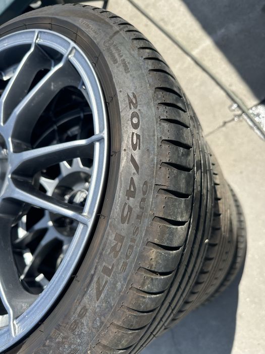 Jante Oz ultralegera r17 5x114,3