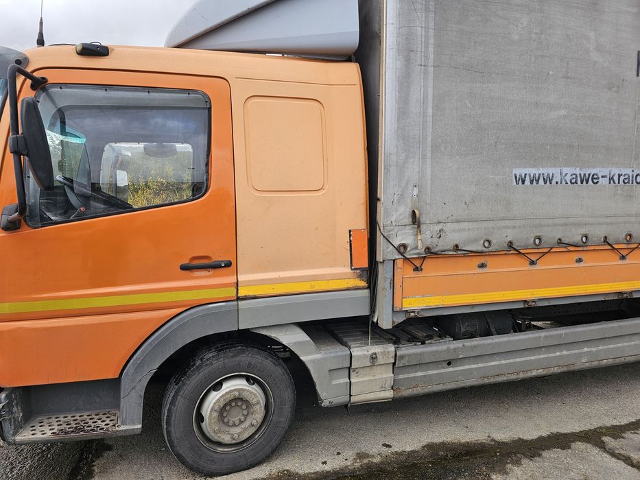 Mercedes atego 818