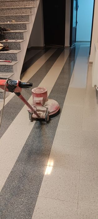 Șlefuit  si lustruit  marmură granit mozaic Travertin