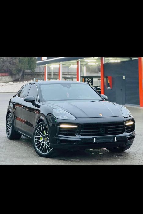 Vand PORCHE CAYENNE  masina stare foaret buna