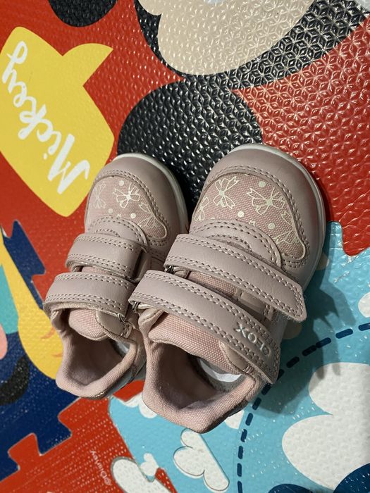 Обувки Geox 19номер