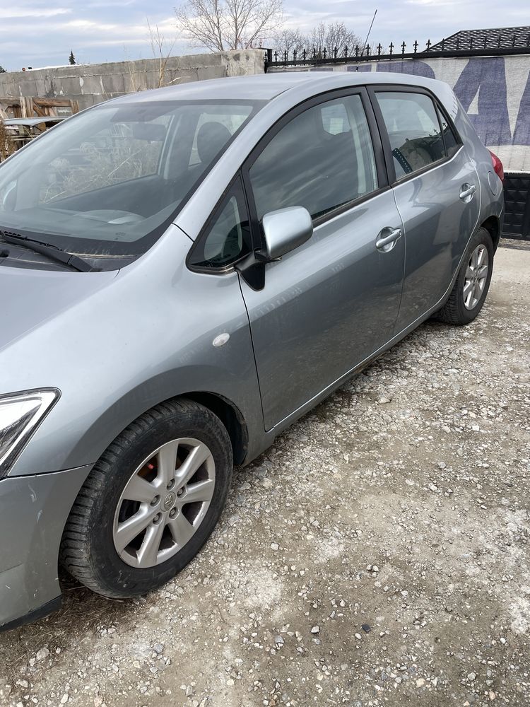 Toyota Auris 1.4D4D 90к.с На Части