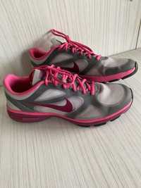 Pantofi sport Nike 41