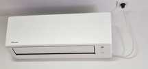 Продавам инверторен климатик Daikin 12 ка