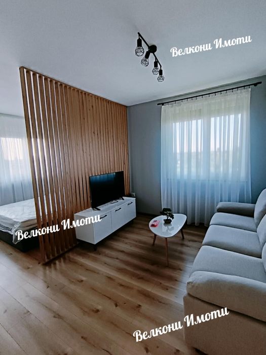 Дава се под наем Тристаен апартамент в Пловдив, Старият град - 65 кв.м за 663 € - Снимка #7