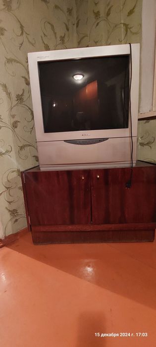Продам телевизор