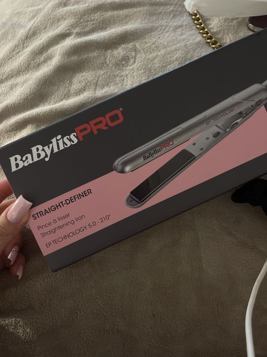 BabylissPro straightener