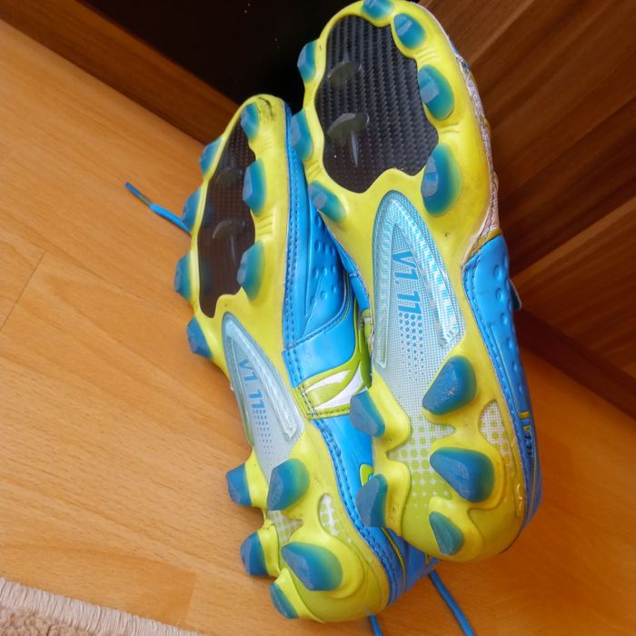 Оригинални Футболни Обувки PUMA V1.11 UNI номер 43