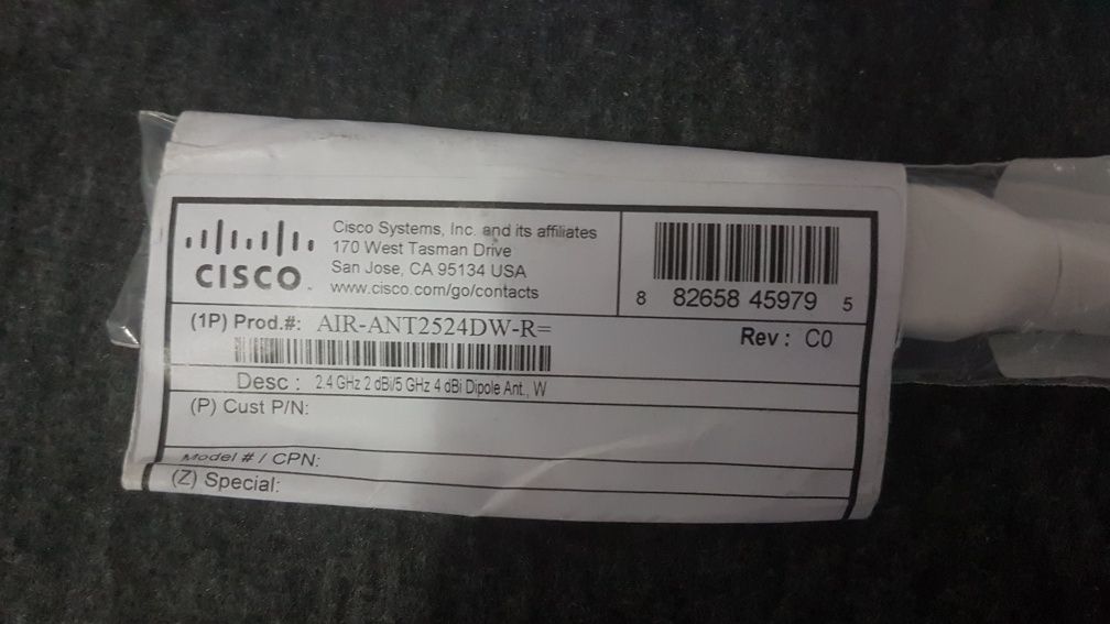 Router Cisco AIR-CAP2702E-E-K9 + 4 Antene