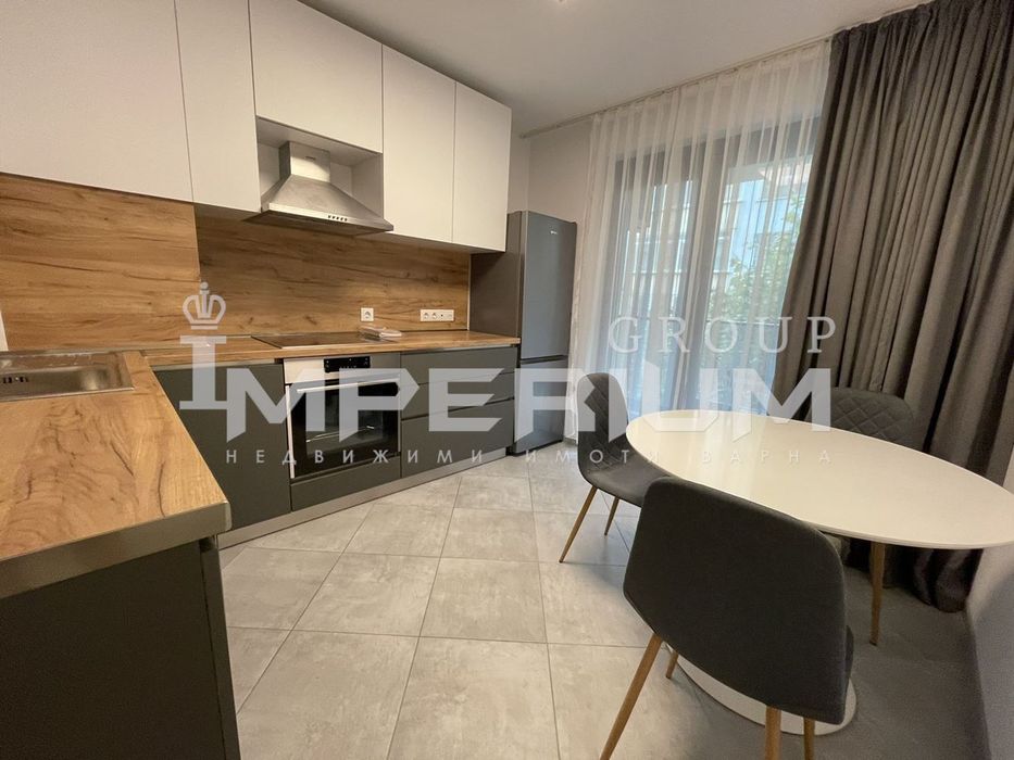 Дава се под наем Тристаен апартамент в Варна, Център - 70 кв.м за 765 € - Снимка #4