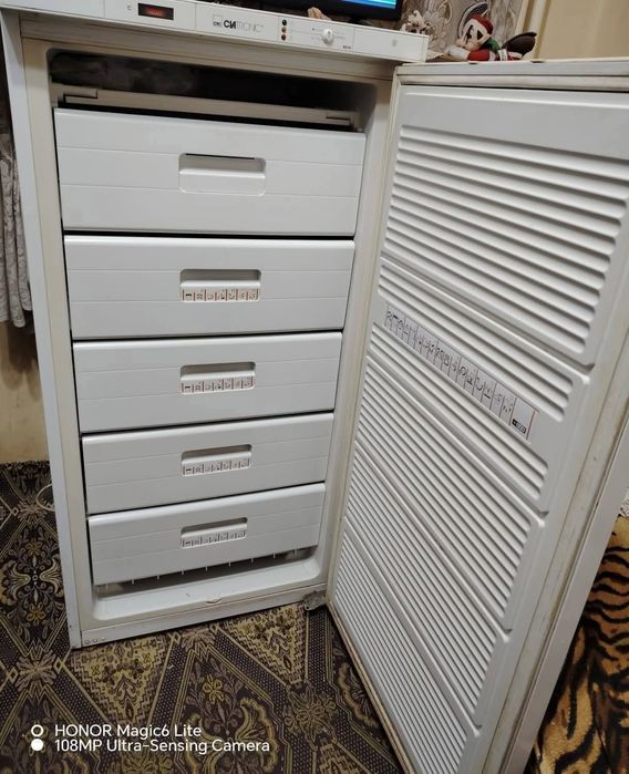 Фризер 140лв. враца