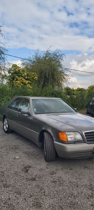 Vănd Mercedes w 140 retromobil