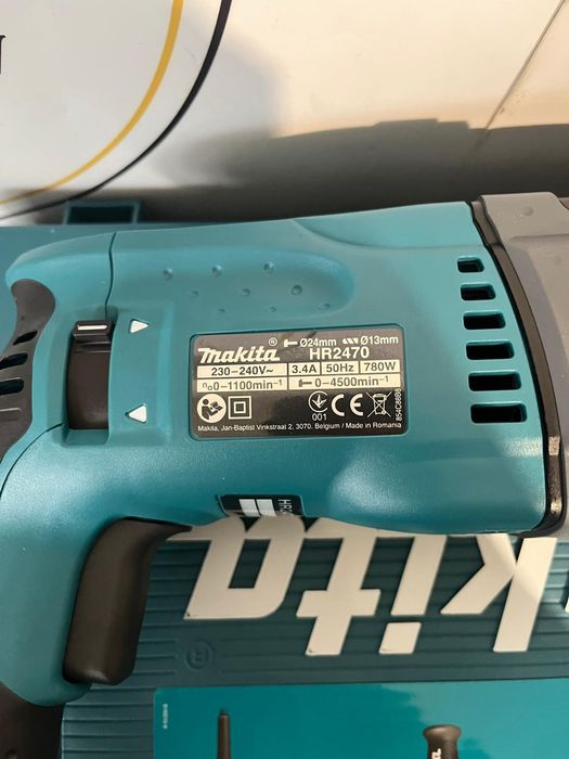 Rotopercutor Makita HR2470 SDS Plus 780w