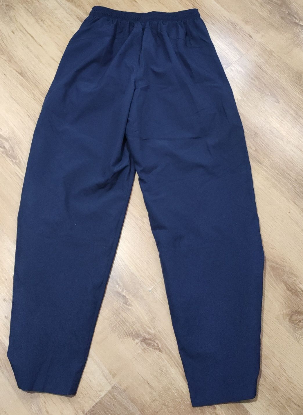 Pantaloni Nike mărimea L baggy fit