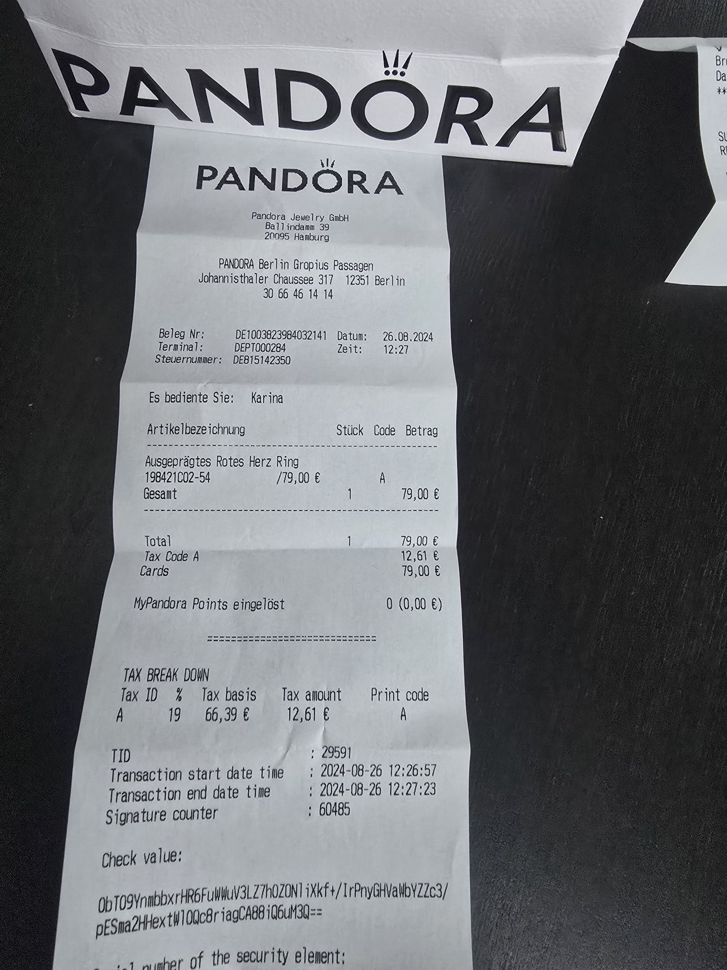 Сребърен пръстен Pandora с червен камък сърце