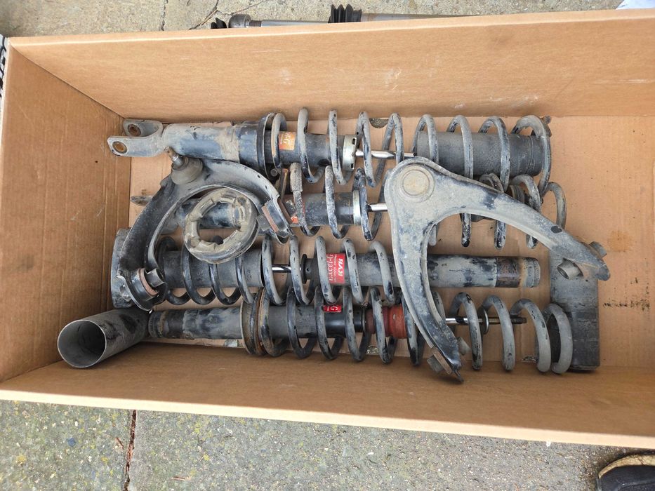 Окачване от honda civic 6 gen hatchback