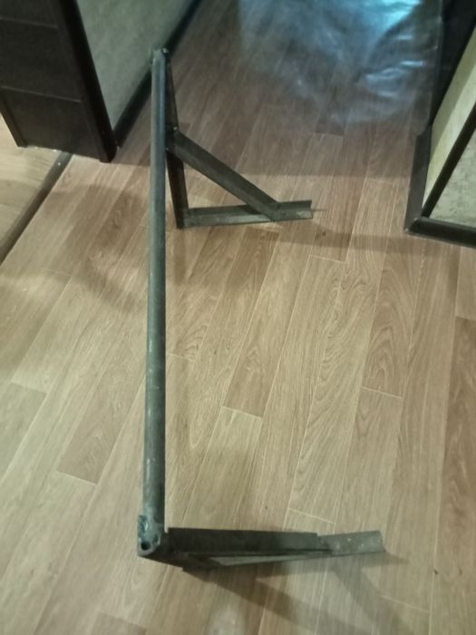 Продам турник самодельный